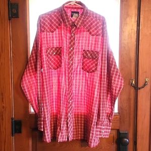 Womens wrangler button down plaid